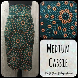 Lularoe Medium Cassie